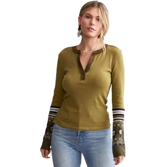 Free People Tops - NWT Free People Size S Mikah Army Combo Green Notch Neck Printed Cuff Top NEW